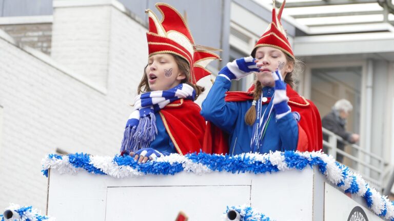 Carnaval  Kostuums in Nederland